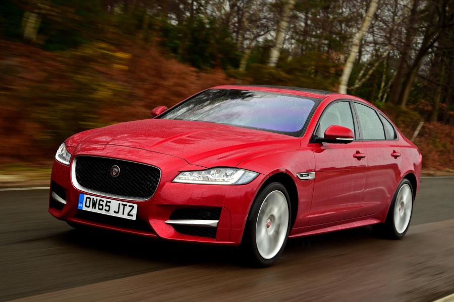 Jaguar XF 20d AWD R-Sport 2016 года  (UK) (фото 4 из 8)